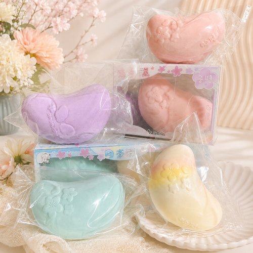 Blue & Gradient 💙🌈-Moon-Shaped Cake Squishy 🌙🍰 （set of 2）